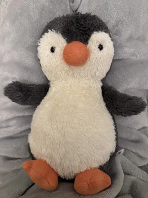 Peanut Penguin - Medium Jellycat photo