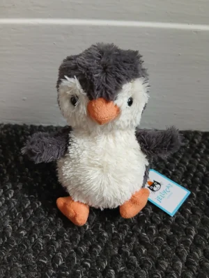 Peanut Penguin - Small Jellycat photo