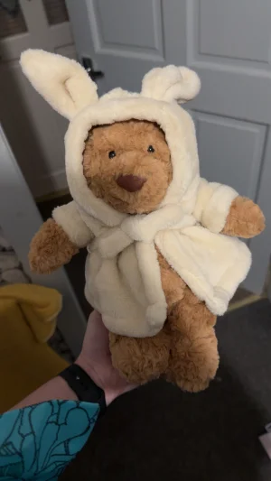 Bartholomew Bear Bathrobe Outfit Jellycat photo uploaded by EmmaAnnexo
