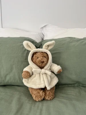 Bartholomew Bear Bathrobe Outfit Jellycat | Jelly Journal