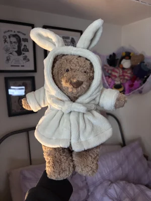 Bartholomew Bear Bathrobe Outfit Jellycat photo