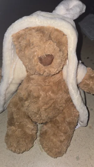 Bartholomew Bear Bathrobe Outfit Jellycat photo