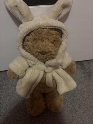 Bartholomew Bear Bathrobe Outfit Jellycat photo