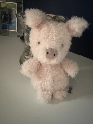 Little Pig Jellycat photo