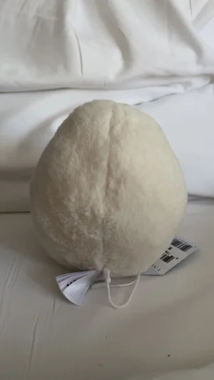 Amuseables Boiled Egg Chic Jellycat photo