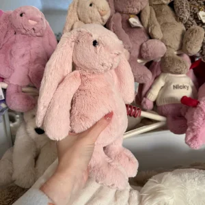 Bashful Blush Bunny Jellycat photo