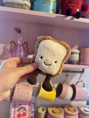 Amuseables Toast Bag Charm Jellycat photo