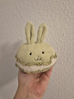 Dainty Dessert Bunny Macaron Jellycat | Jelly Journal