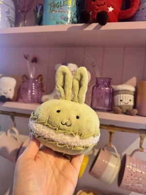 Dainty Dessert Bunny Macaron Jellycat | Jelly Journal