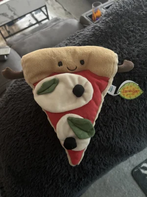 A photo of Amuseables Slice of Pizza Jellycat taken by CharlieP
