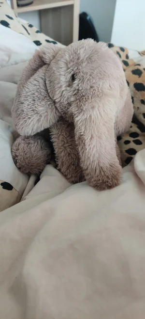 Smudge Elephant - Medium Jellycat photo