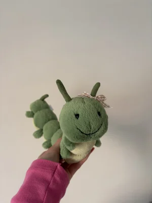 A photo of Carys Caterpillar Jellycat taken by elysjellies