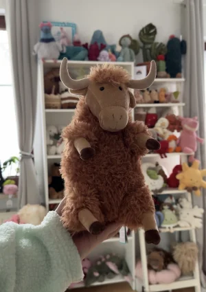 A photo of Herbie Highland Cow Jellycat taken by nelesjellycorner