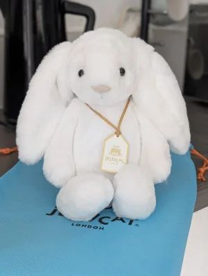 Bashful Luxe Bunny Luna Jellycat photo