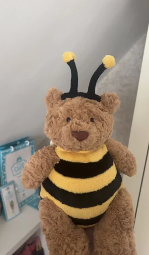 Bartholomew Bear Bumblebee Jellycat photo