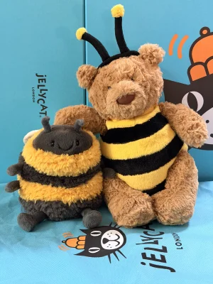 Bartholomew Bear Bumblebee Jellycat photo