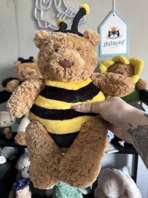 Bartholomew Bear Bumblebee Jellycat | Jelly Journal