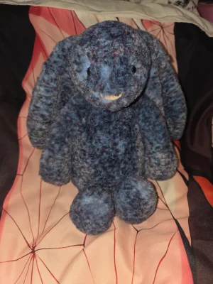 Hopscone Luxe Bunny Jellycat | Jelly Journal