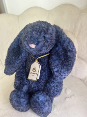 Hopscone Luxe Bunny Jellycat photo