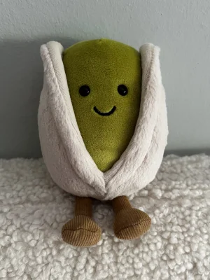 A photo of Amuseables Horatio Pistachio Jellycat taken by Mila<3Jellycats!!