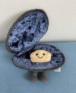 Amuseables Michelle Mussel Jellycat photo