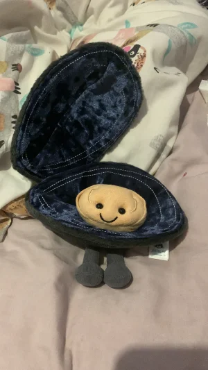 Amuseables Michelle Mussel Jellycat photo