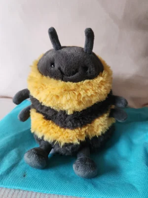 Albee Bee Jellycat photo
