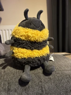 Albee Bee Jellycat photo